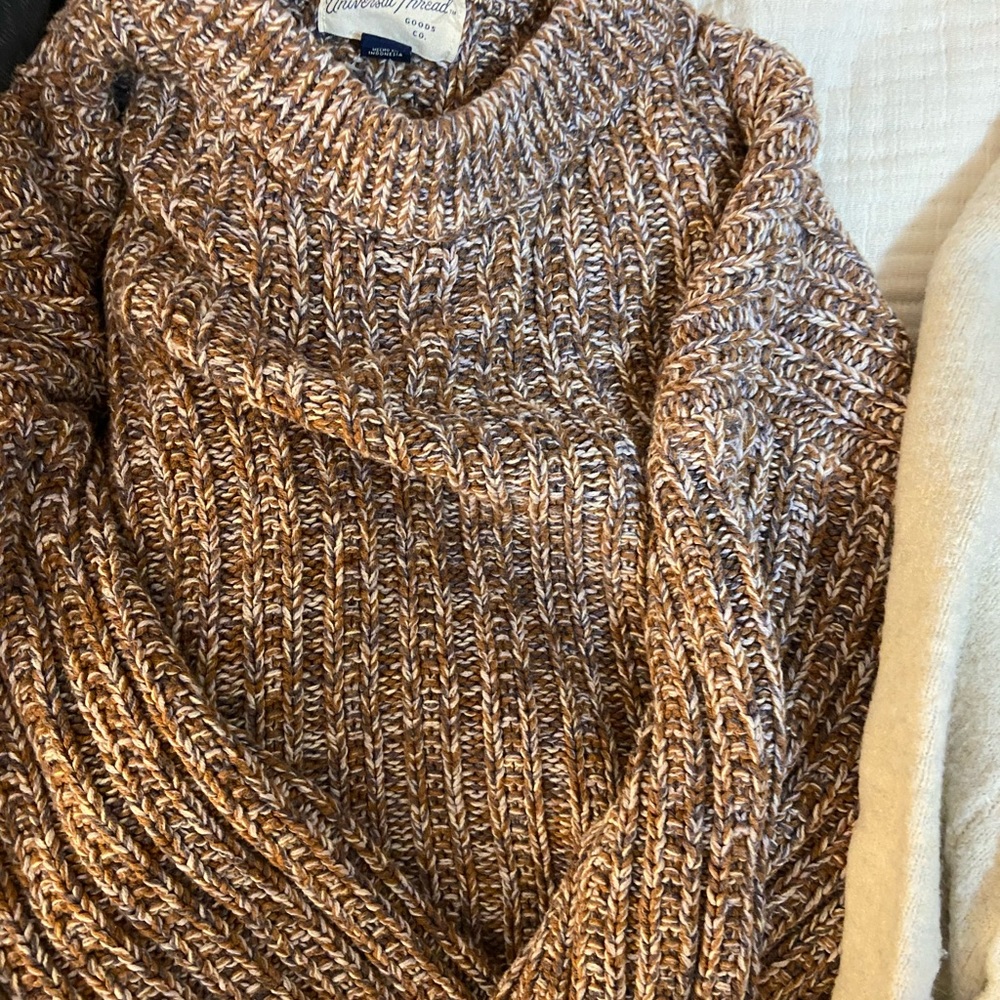 Sweater Bundle - Picture 4 of 5